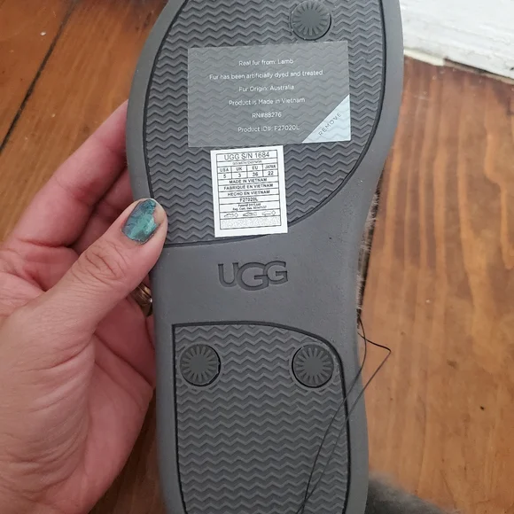 New Womens UGGs Flip flop size 5 - Picture 7 of 8